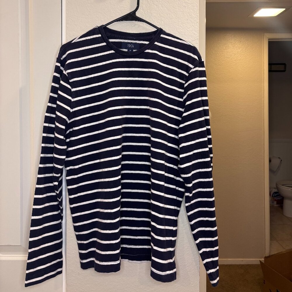 1901 Sweater